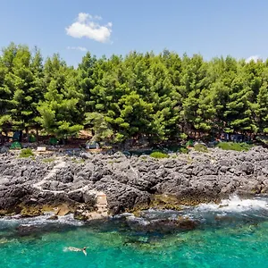The Sea Cave Campingplatz Himarë